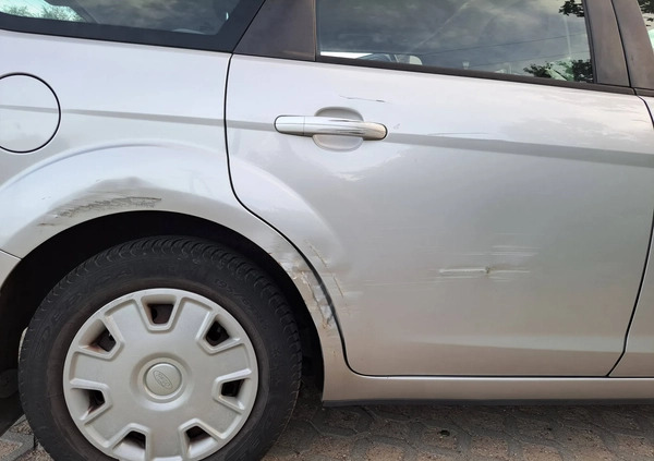 Ford Focus cena 9999 przebieg: 242800, rok produkcji 2010 z Choroszcz małe 352